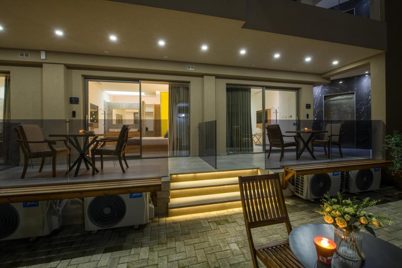 Lilium Luxury Suites Agia Marina Exterior foto